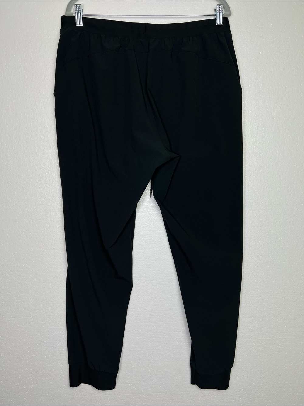 Under Armour black joggers size XL - Picture 3 of 5